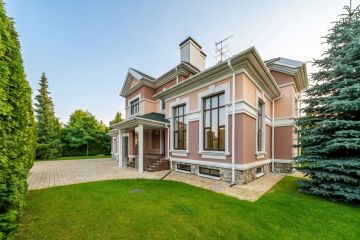 Прекрасный дом в поселке премиум-класса - 103233