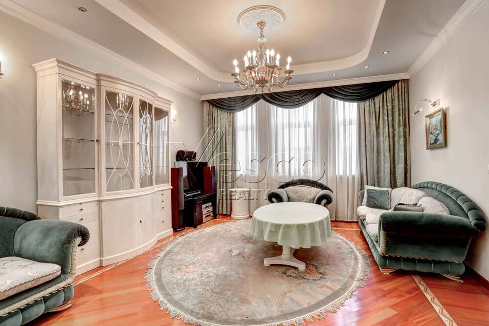 Квартира площадью 160 м²