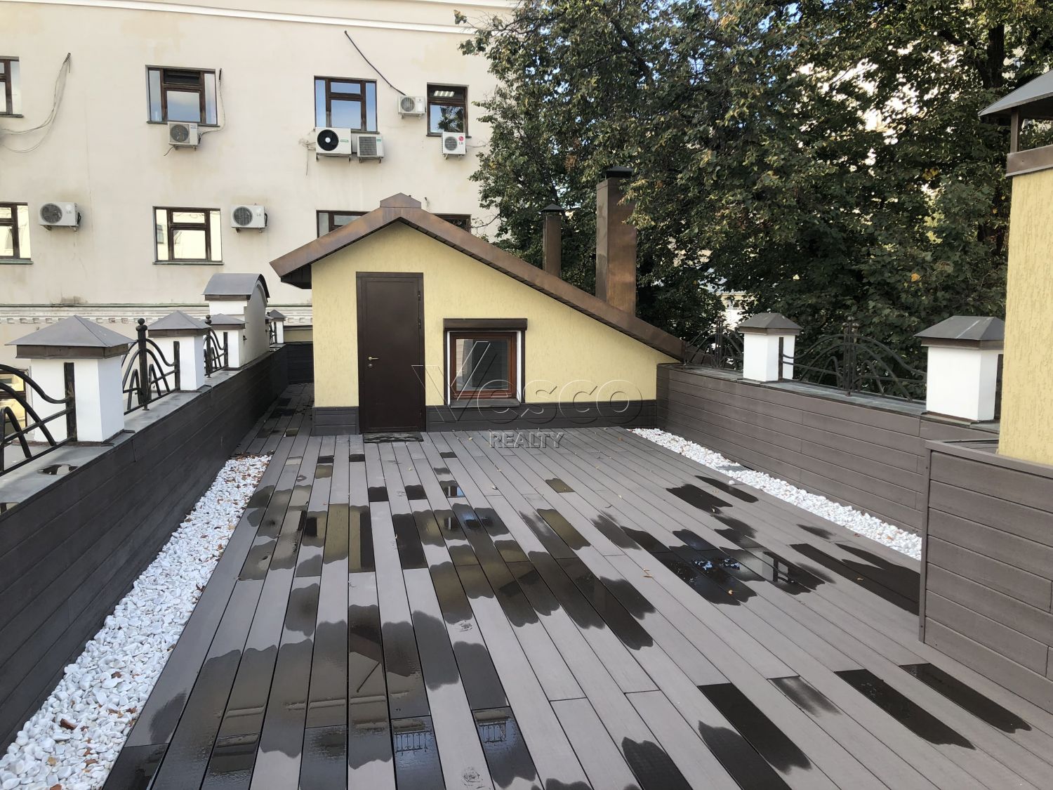 Особняк площадью 326.1 м²
