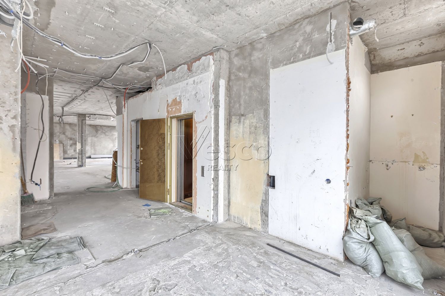 Пентхаус с террасой площадью 245.6 м²