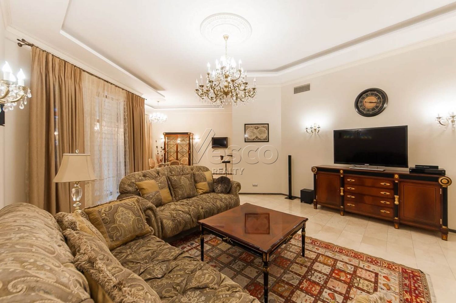 Квартира площадью 195.9 м²