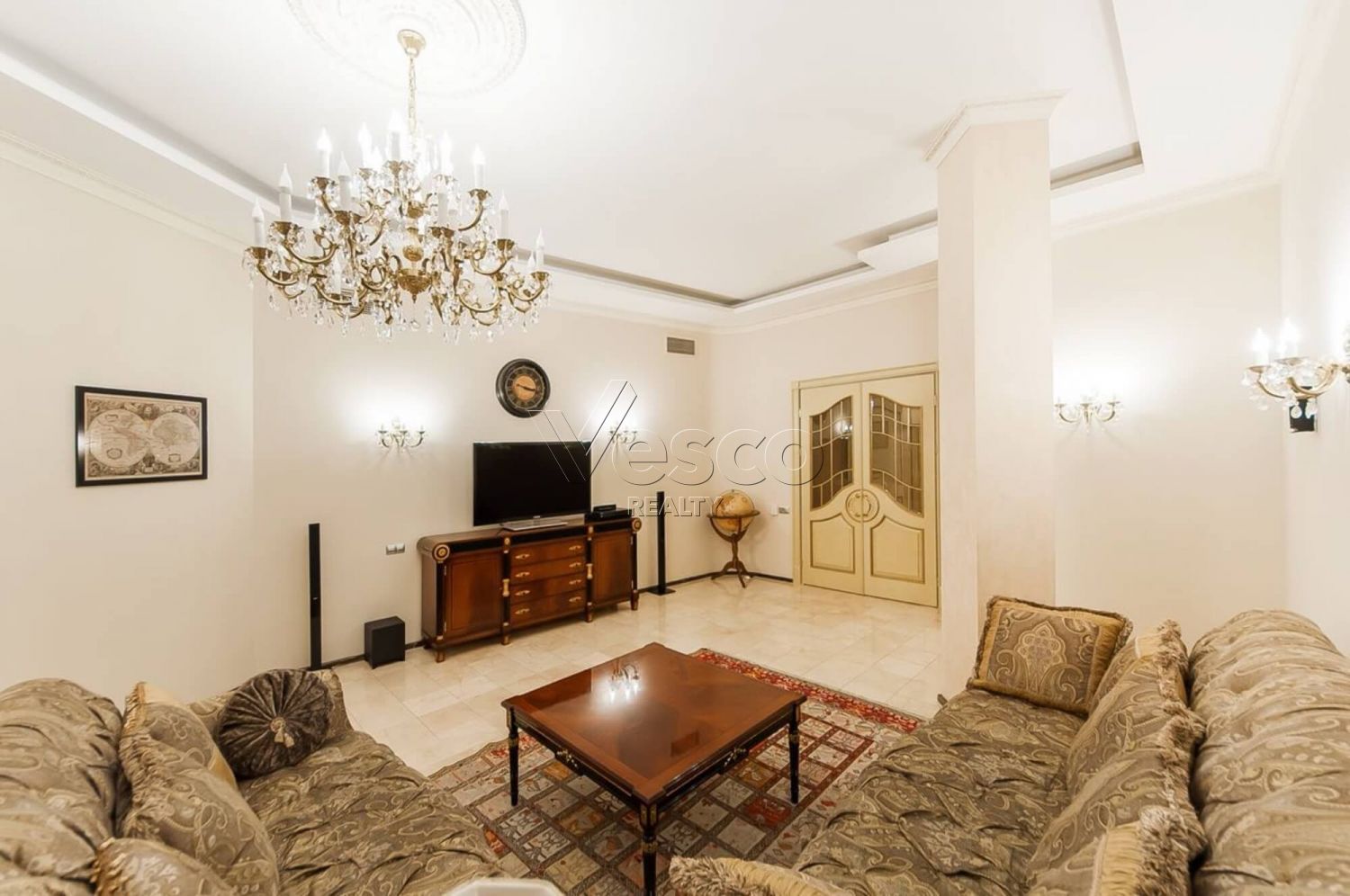 Квартира площадью 195.9 м²