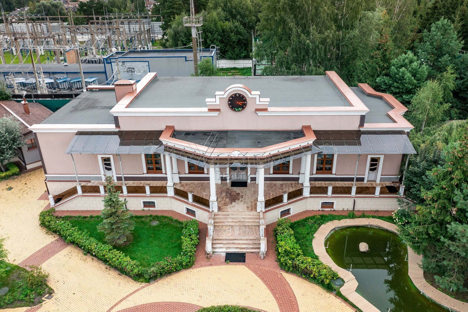 Загородная резиденция в ОКП Флоранс