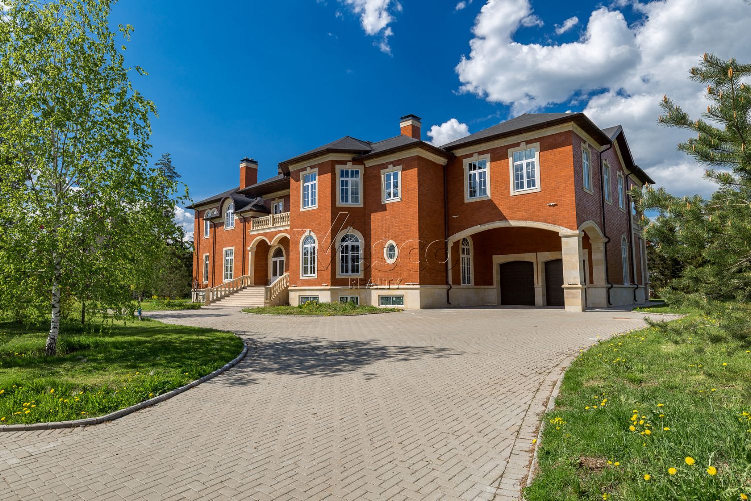 Дом без отделки