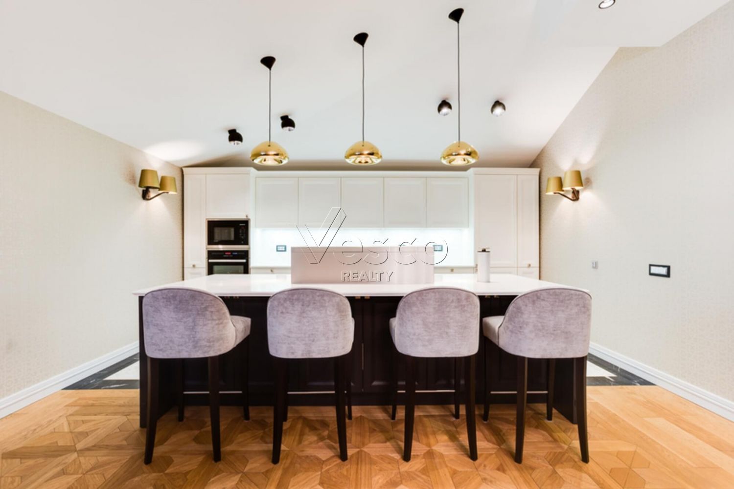 Квартира площадью 239.4 м²