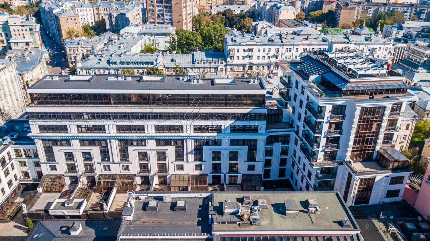 Таунхаус с террасой площадью 227 м²