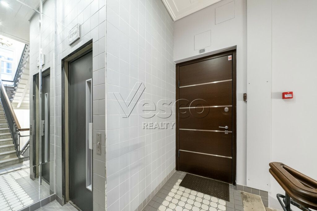 Квартира площадью 131.4 м²