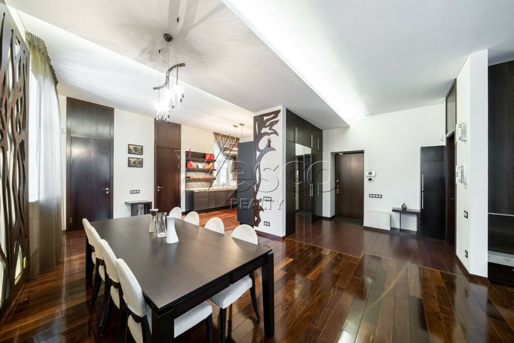 Квартира площадью 131.4 м²
