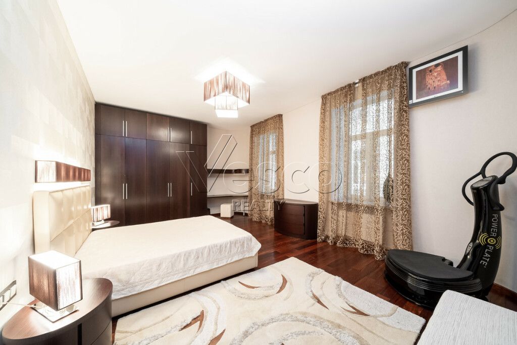 Квартира площадью 131.4 м²