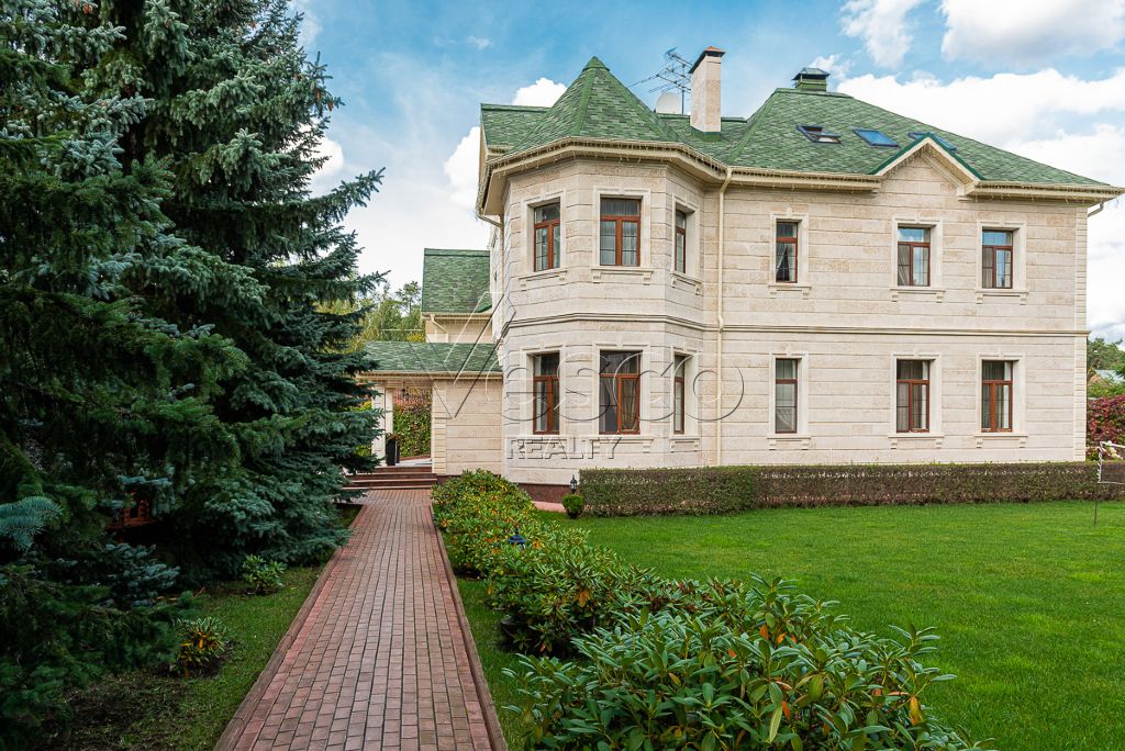 Загородный дом в поселке Сареево-39