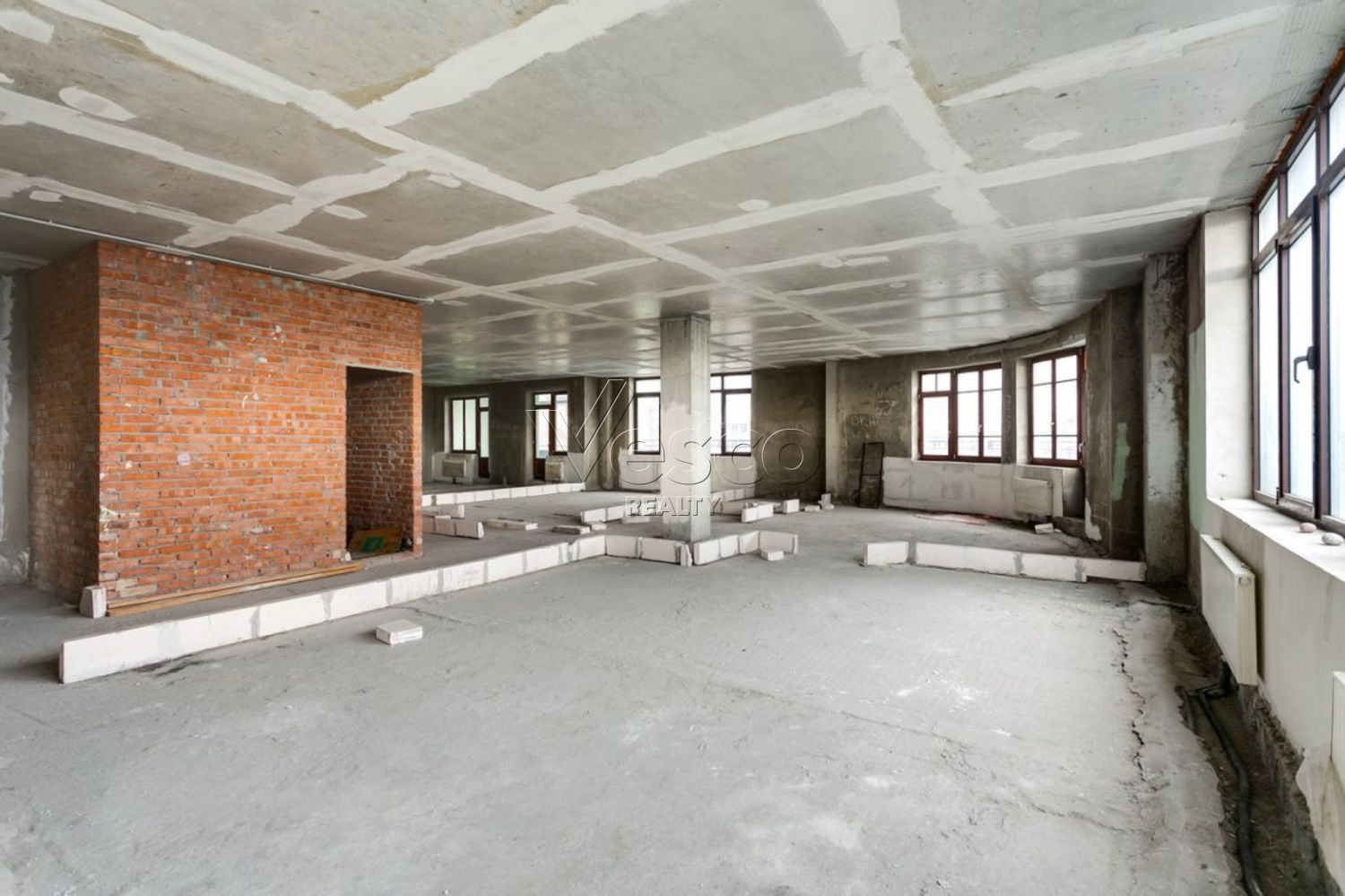 Пентхаус с террасой площадью 300 м²