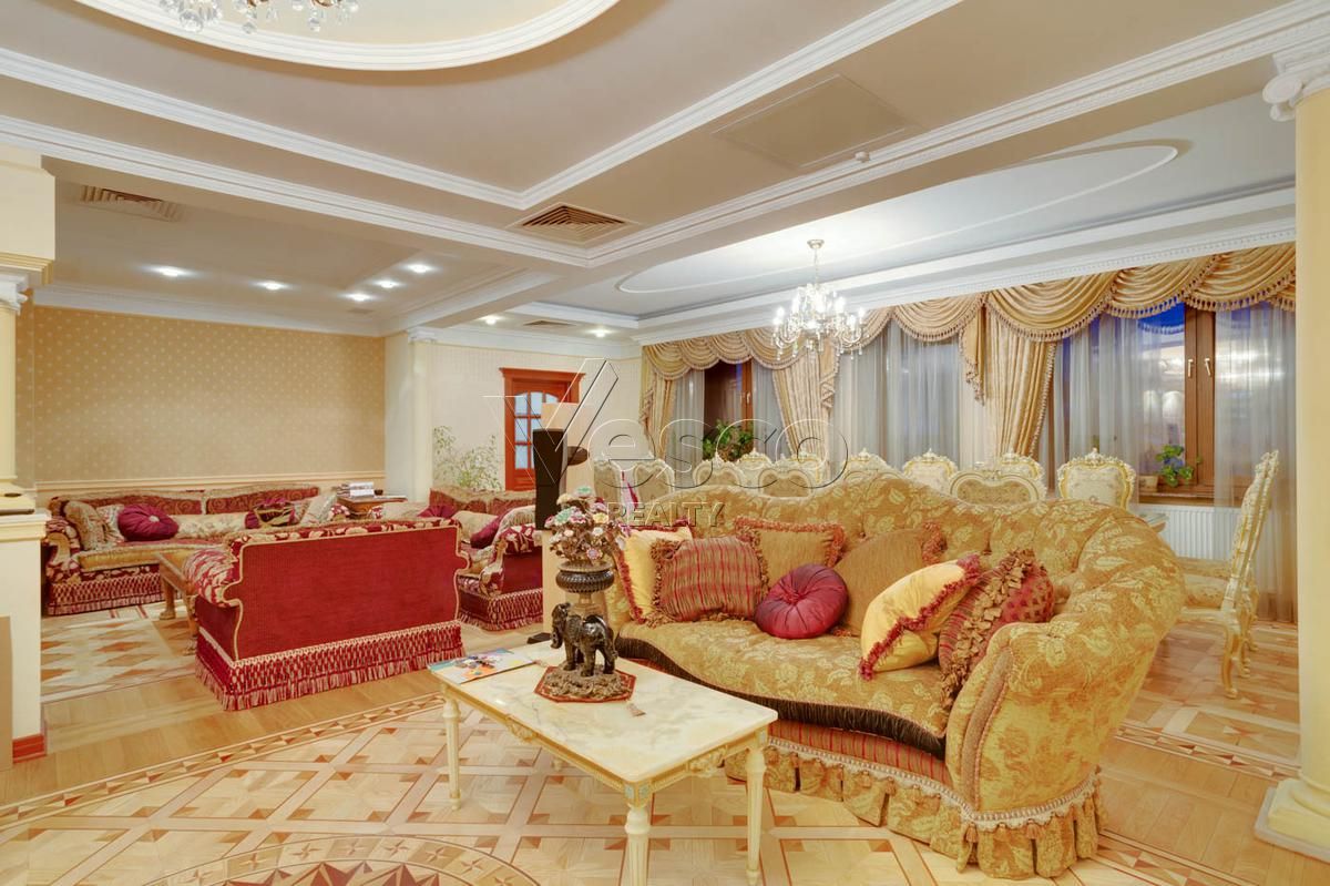 Квартира с террасой площадью 415 м²