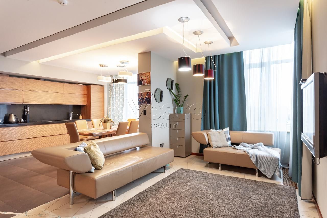Пентхаус с террасой площадью 345.8 м²