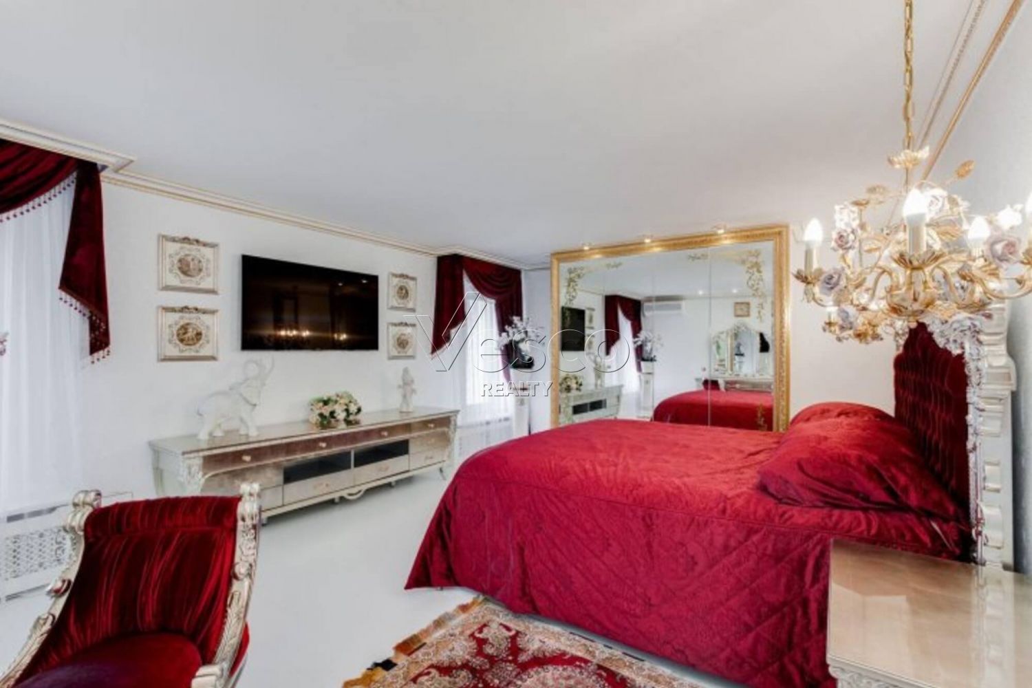 Квартира площадью 721 м²
