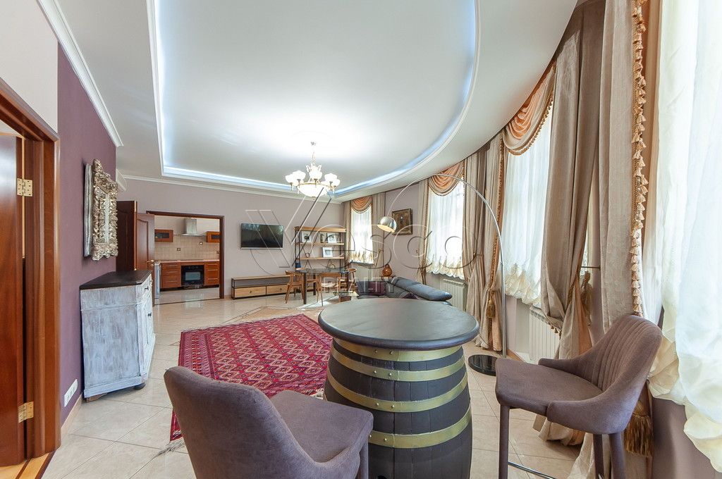 Апартаменты площадью 152.1 м²