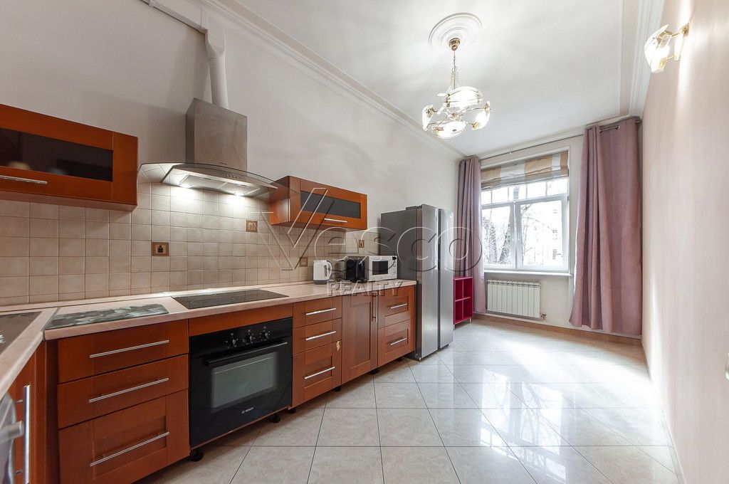 Апартаменты площадью 152.1 м²