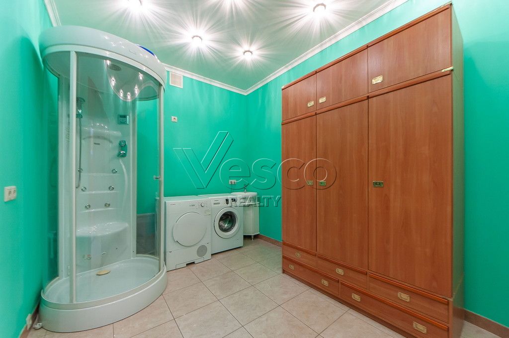 Апартаменты площадью 152.1 м²