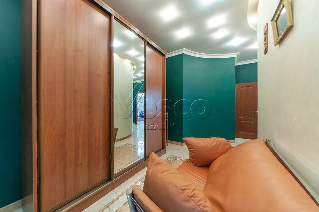 Апартаменты площадью 152.1 м²