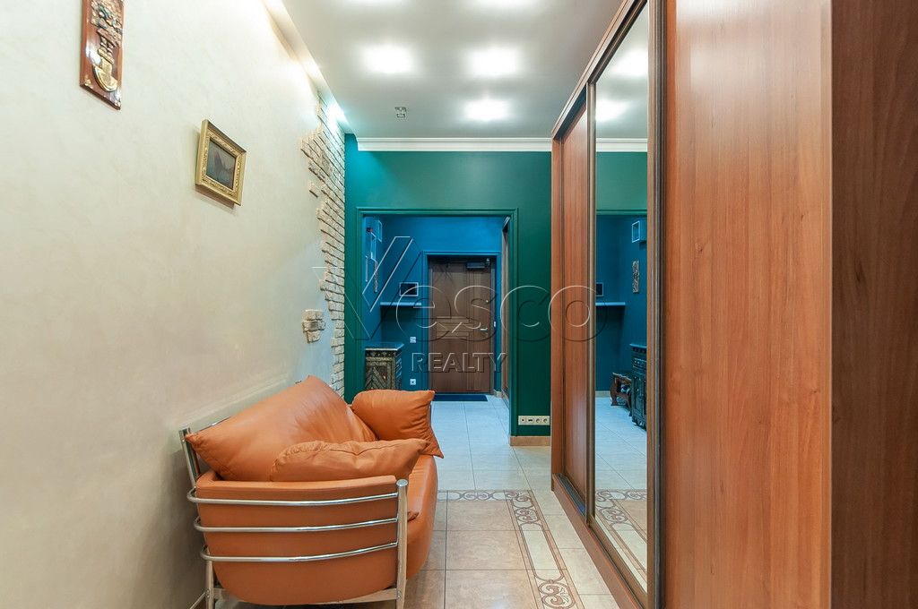 Апартаменты площадью 152.1 м²