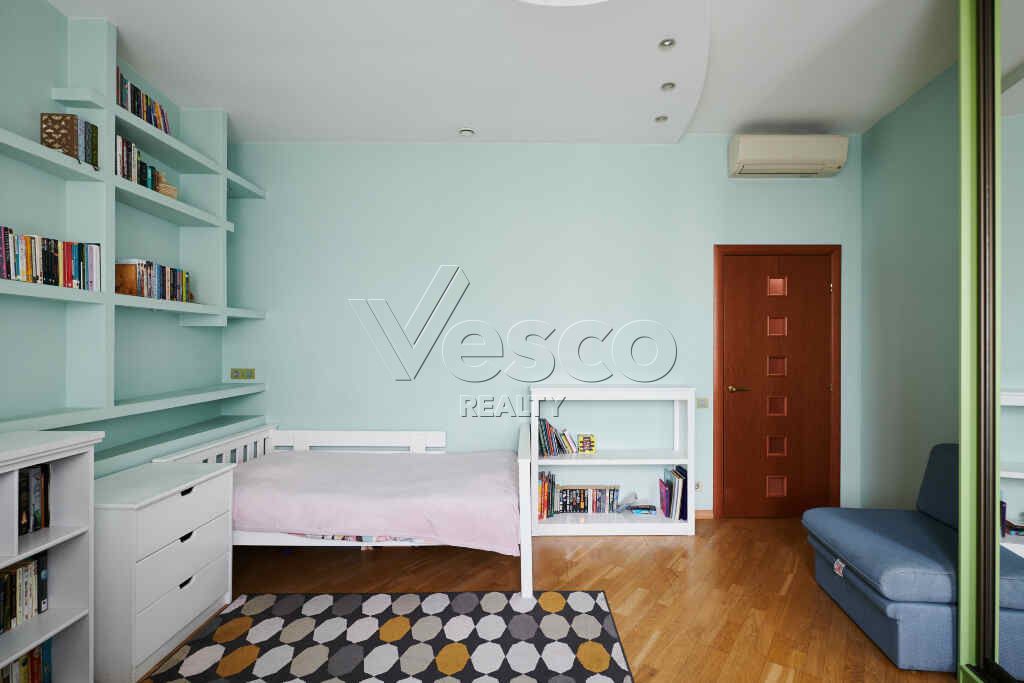 Квартира площадью 166.3 м²