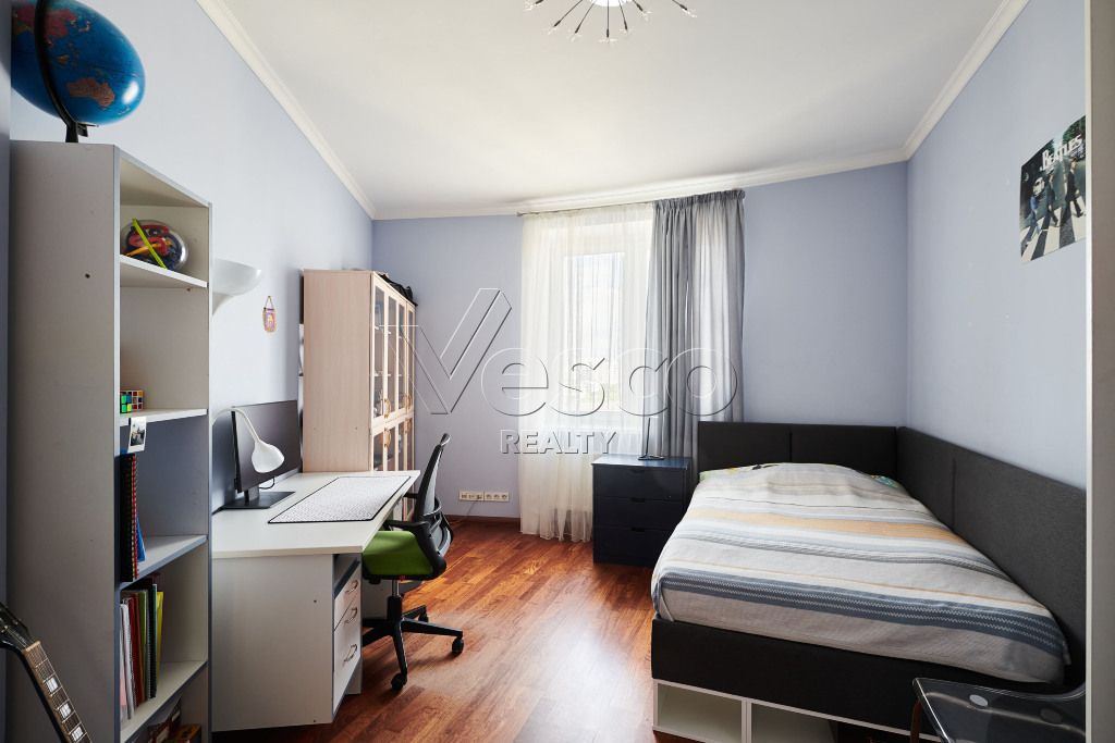 Квартира площадью 166.3 м²