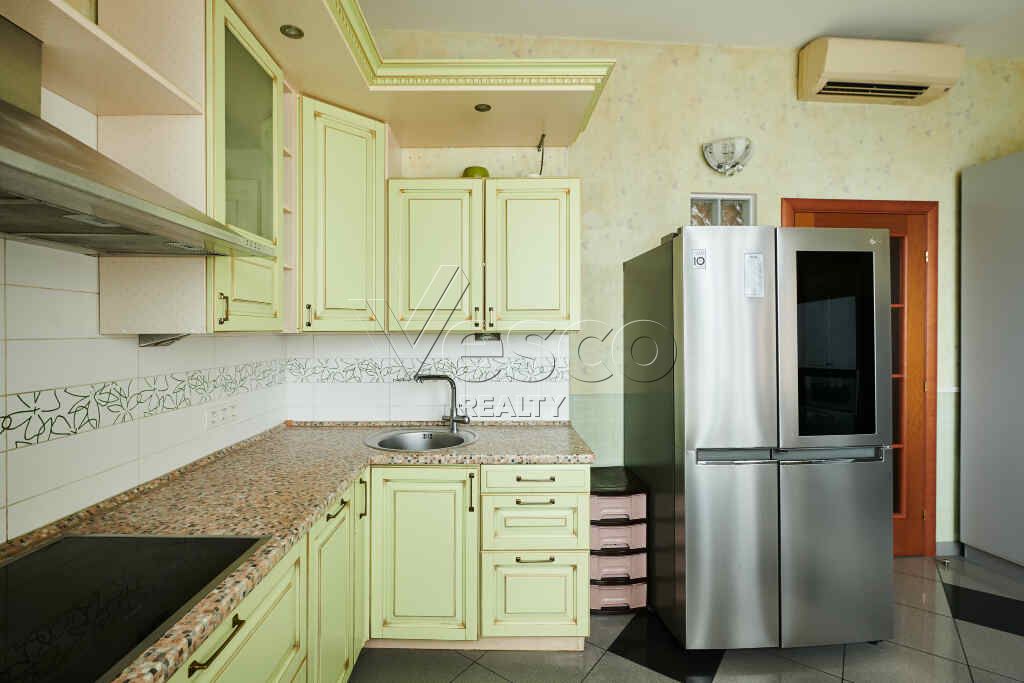 Квартира площадью 166.3 м²