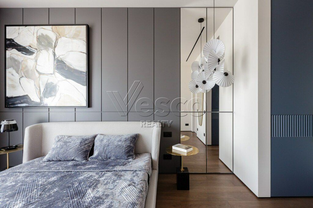 Квартира площадью 145 м²