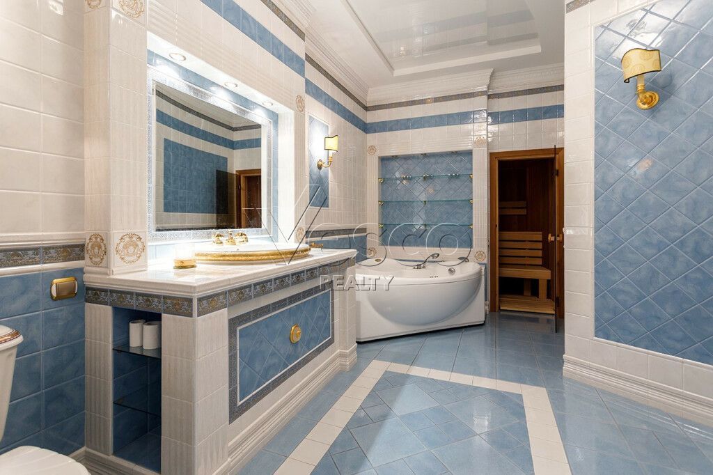 Квартира площадью 124 м²