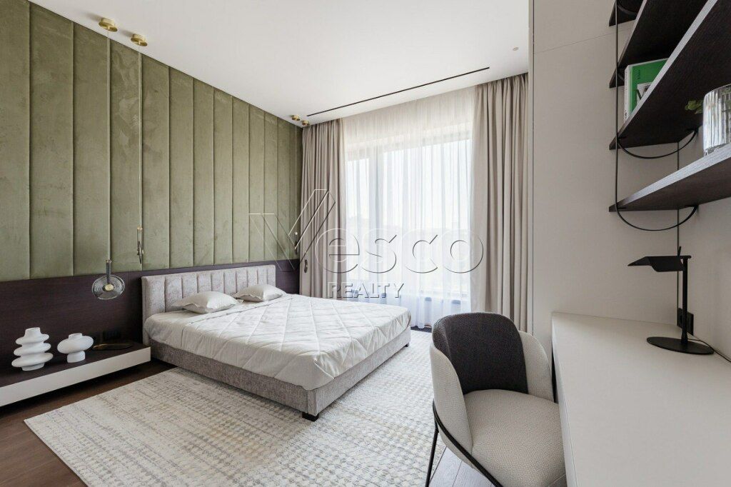 Квартира площадью 145 м²
