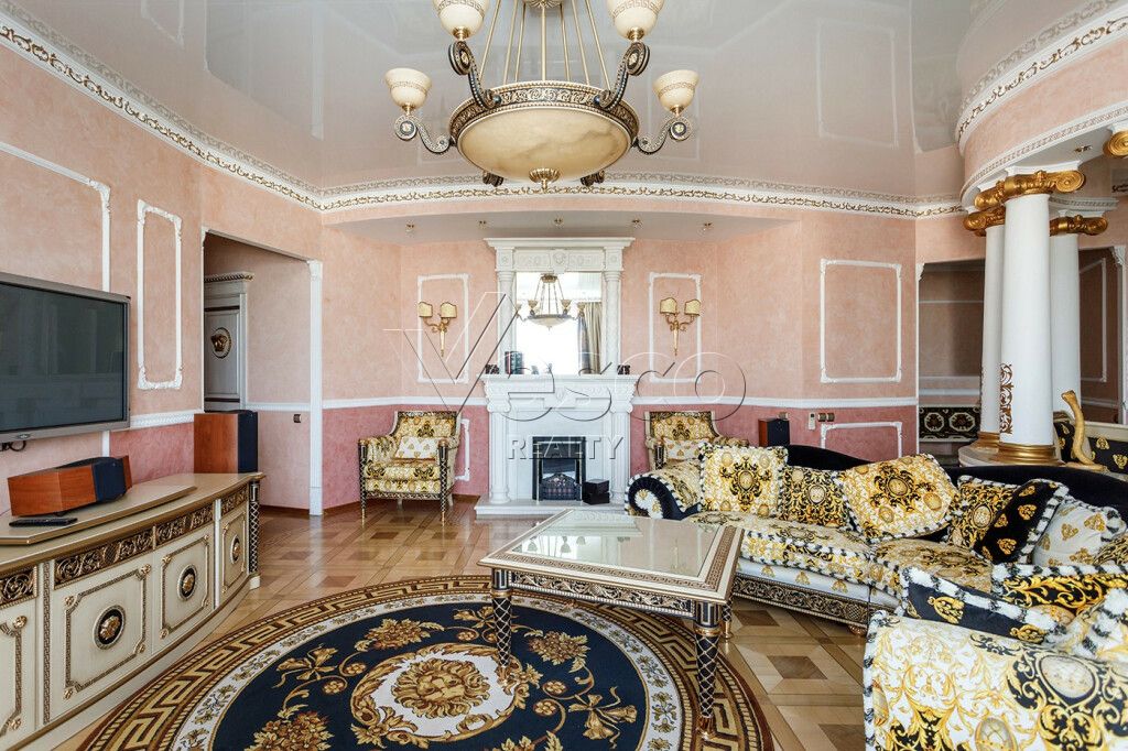 Квартира площадью 124 м²