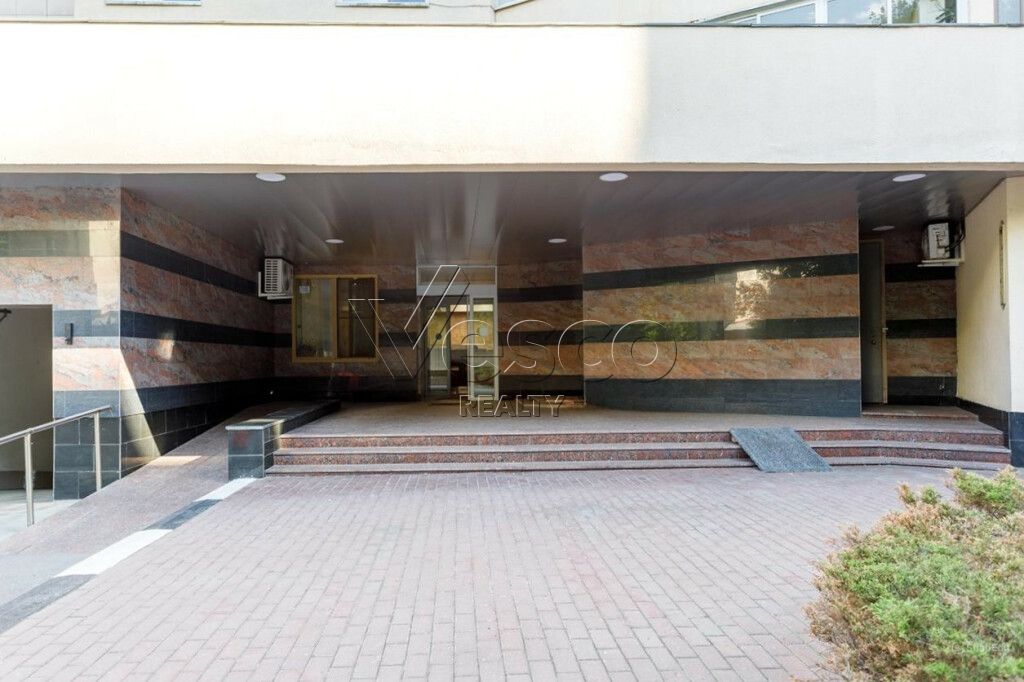 Квартира площадью 124 м²