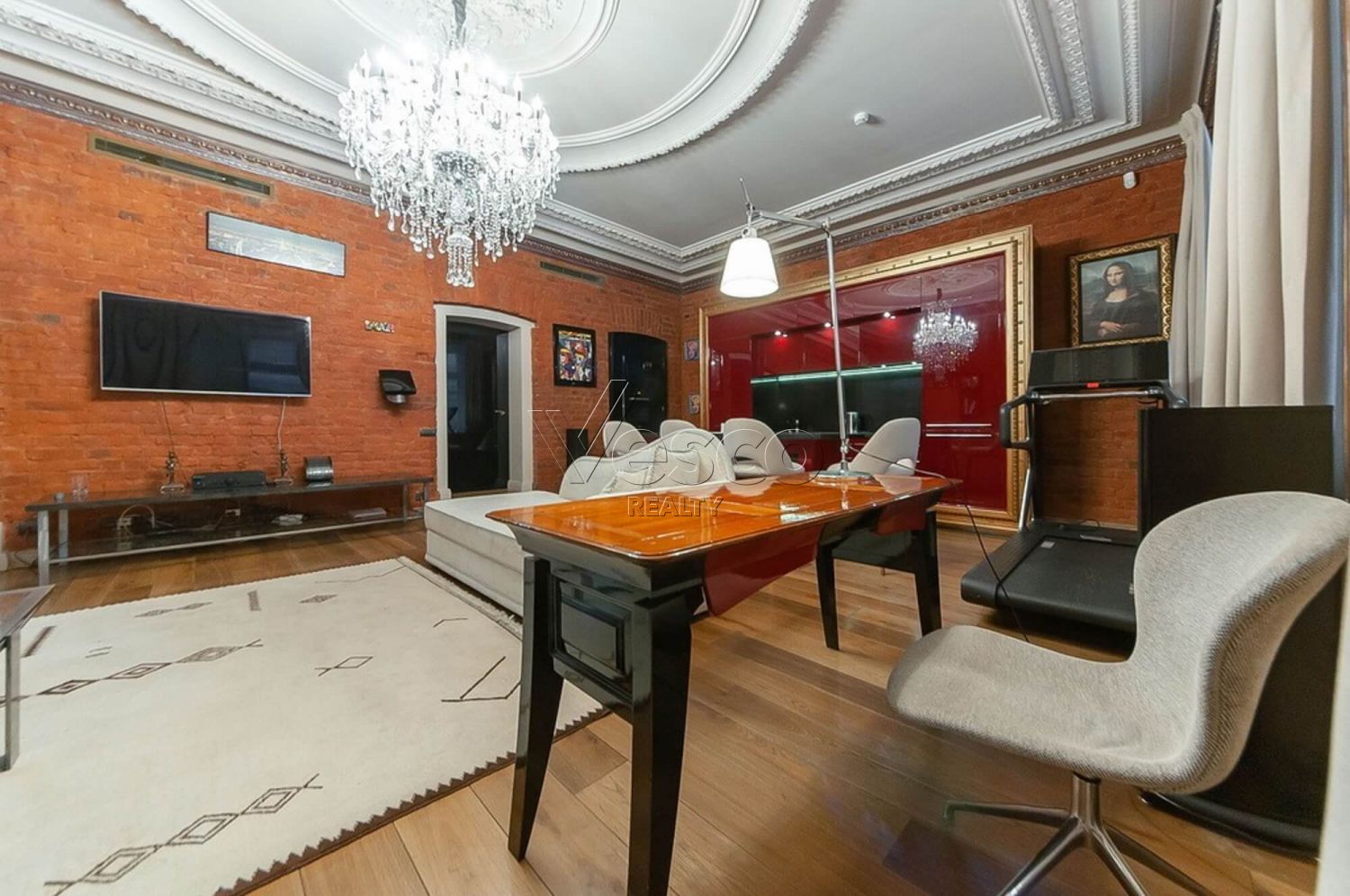 Квартира площадью 105 м²