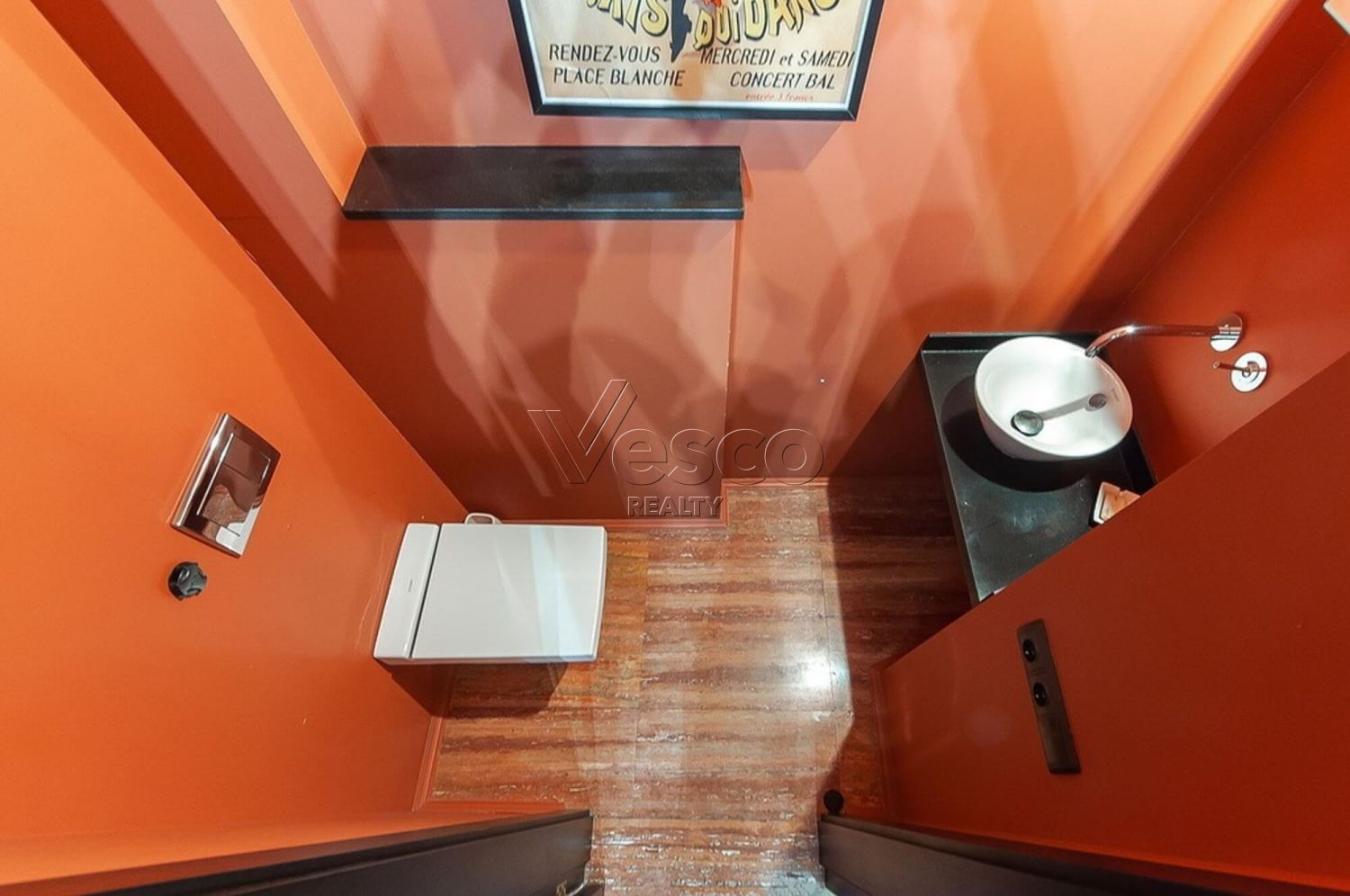 Квартира площадью 105 м²