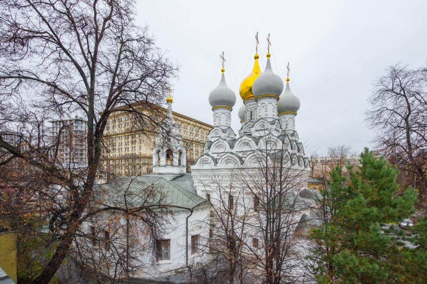 Особняк площадью 326.1 м²