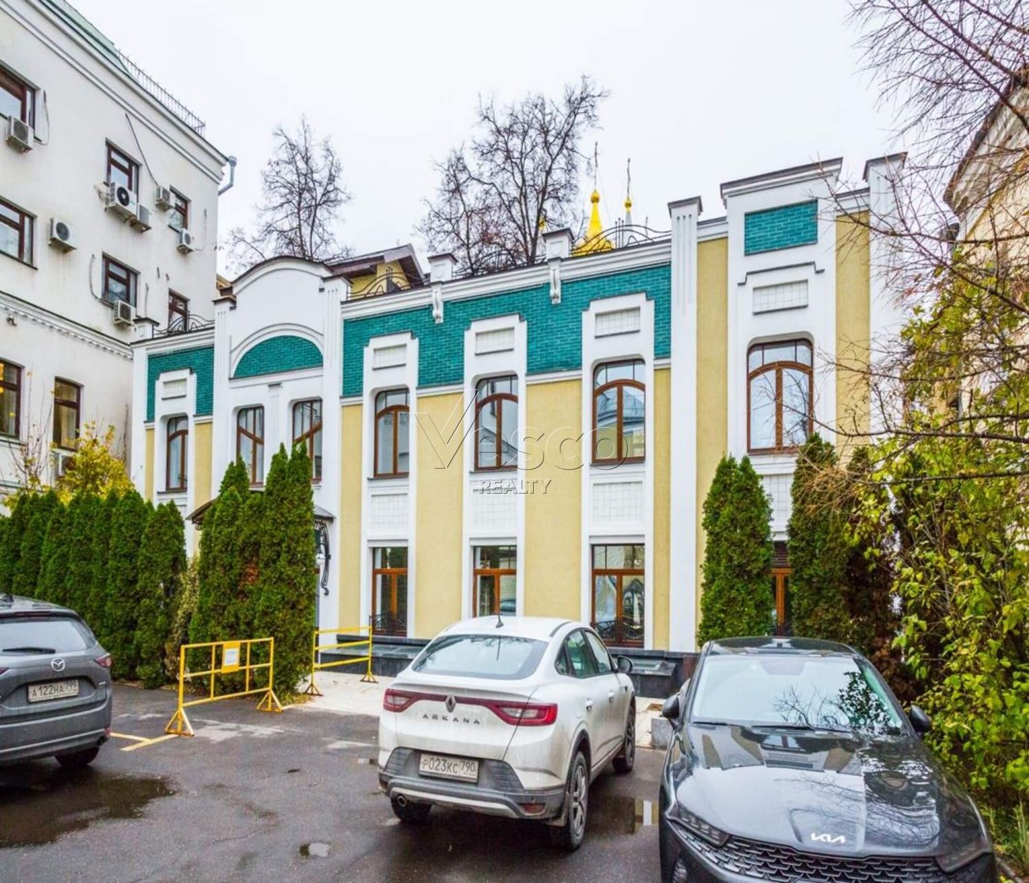 Особняк площадью 326.1 м²