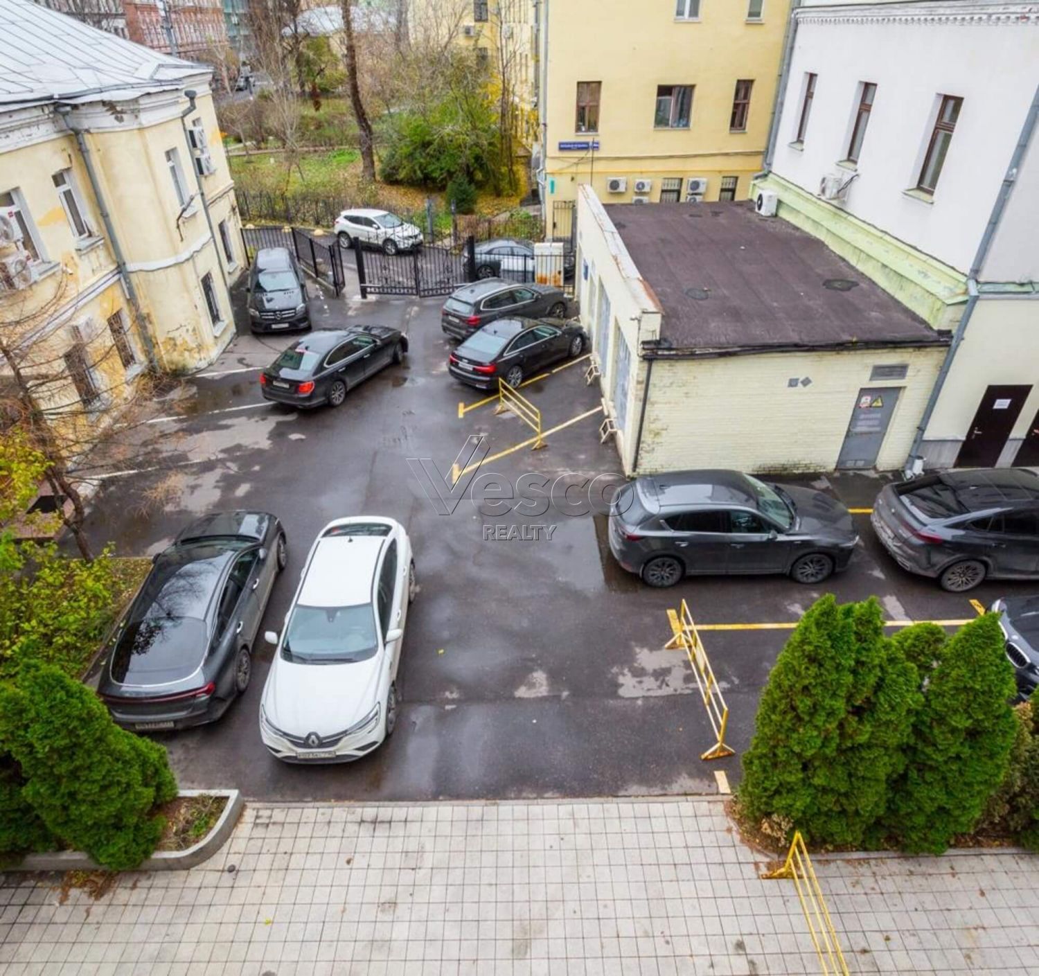 Особняк площадью 326.1 м²