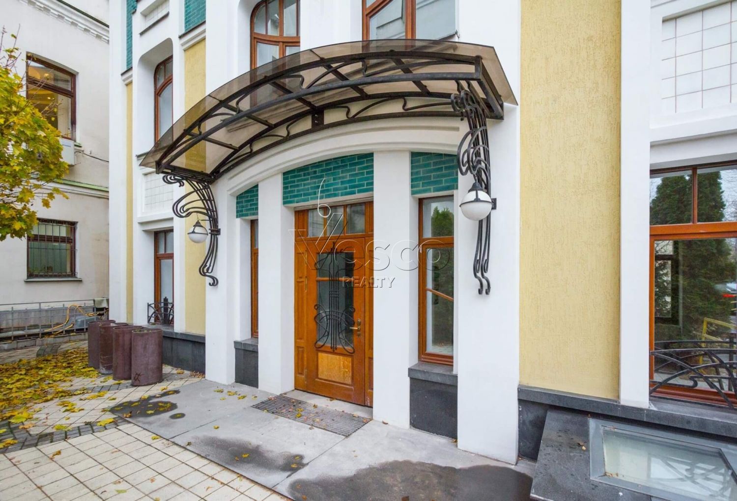 Особняк площадью 326.1 м²
