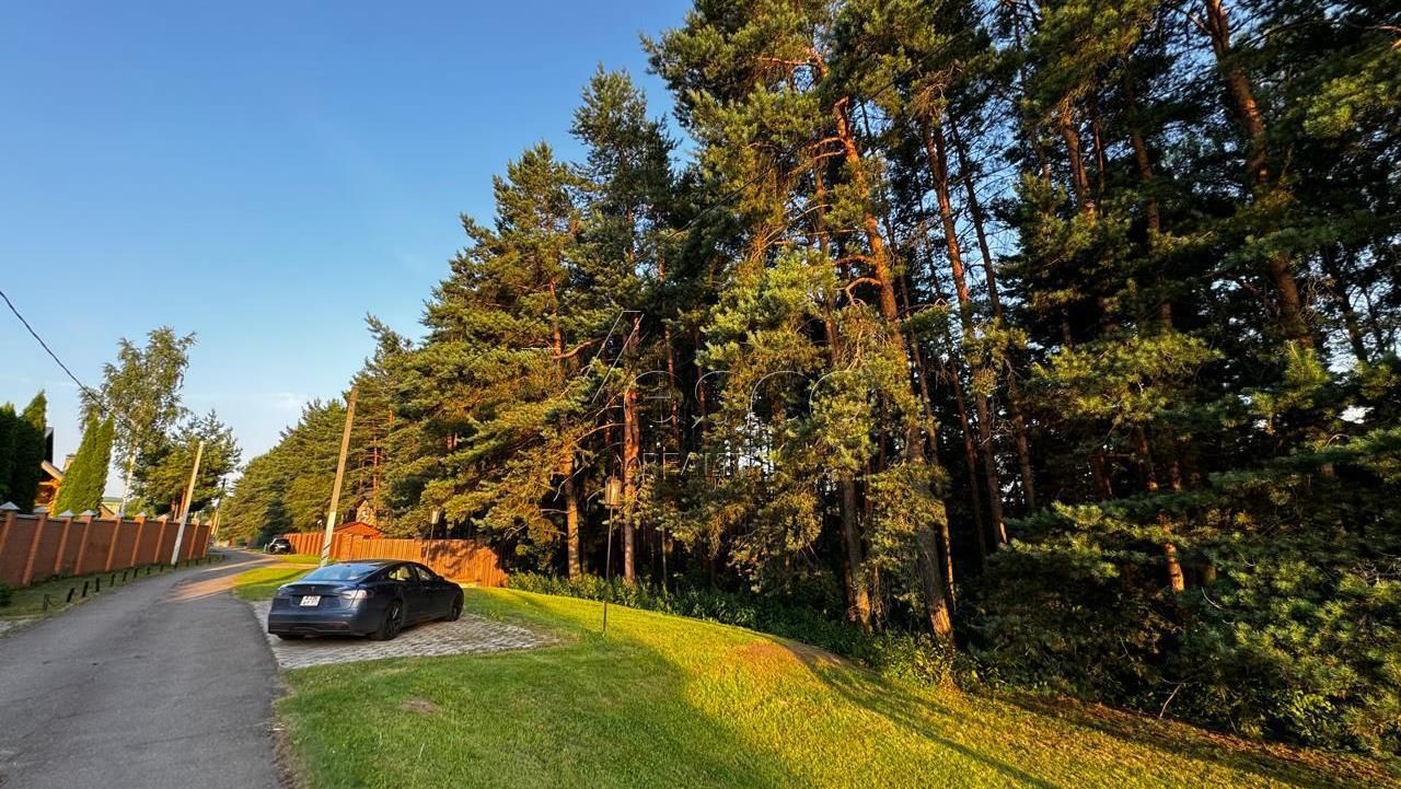 Участок под строительство загородного дома
