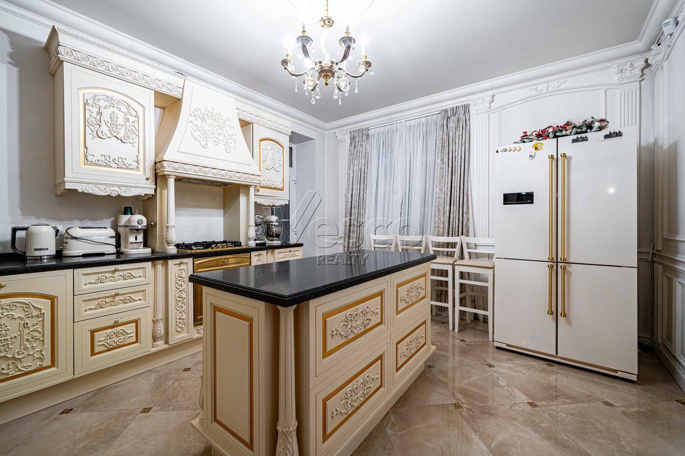 Коттедж в камерном поселке
