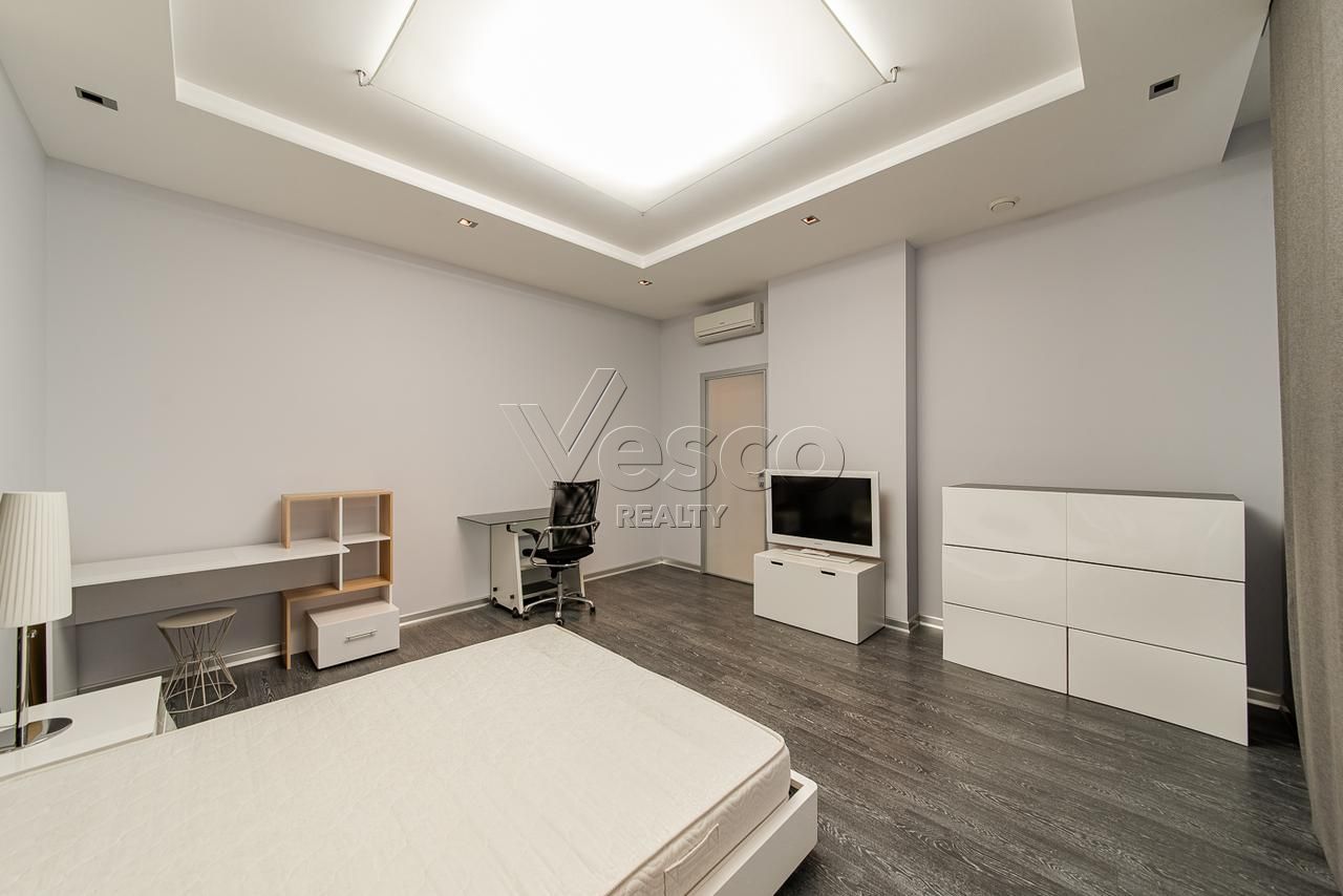 Квартира площадью 158 м²
