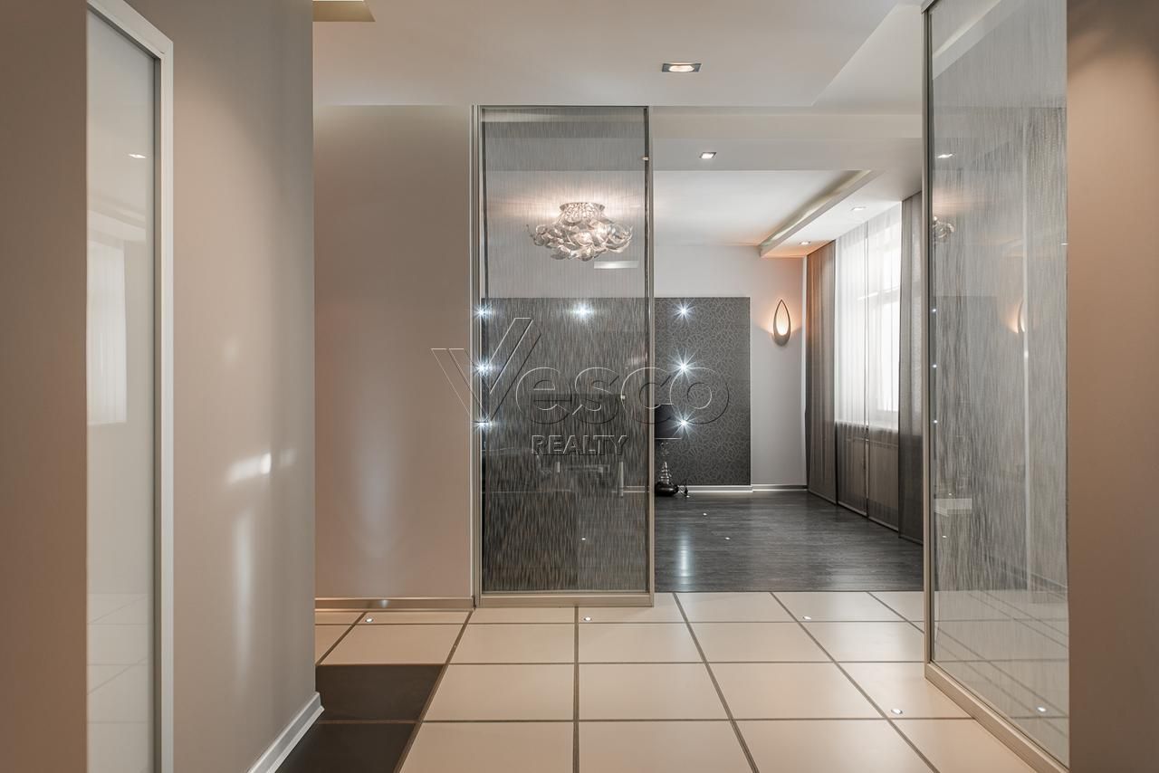 Квартира площадью 158 м²