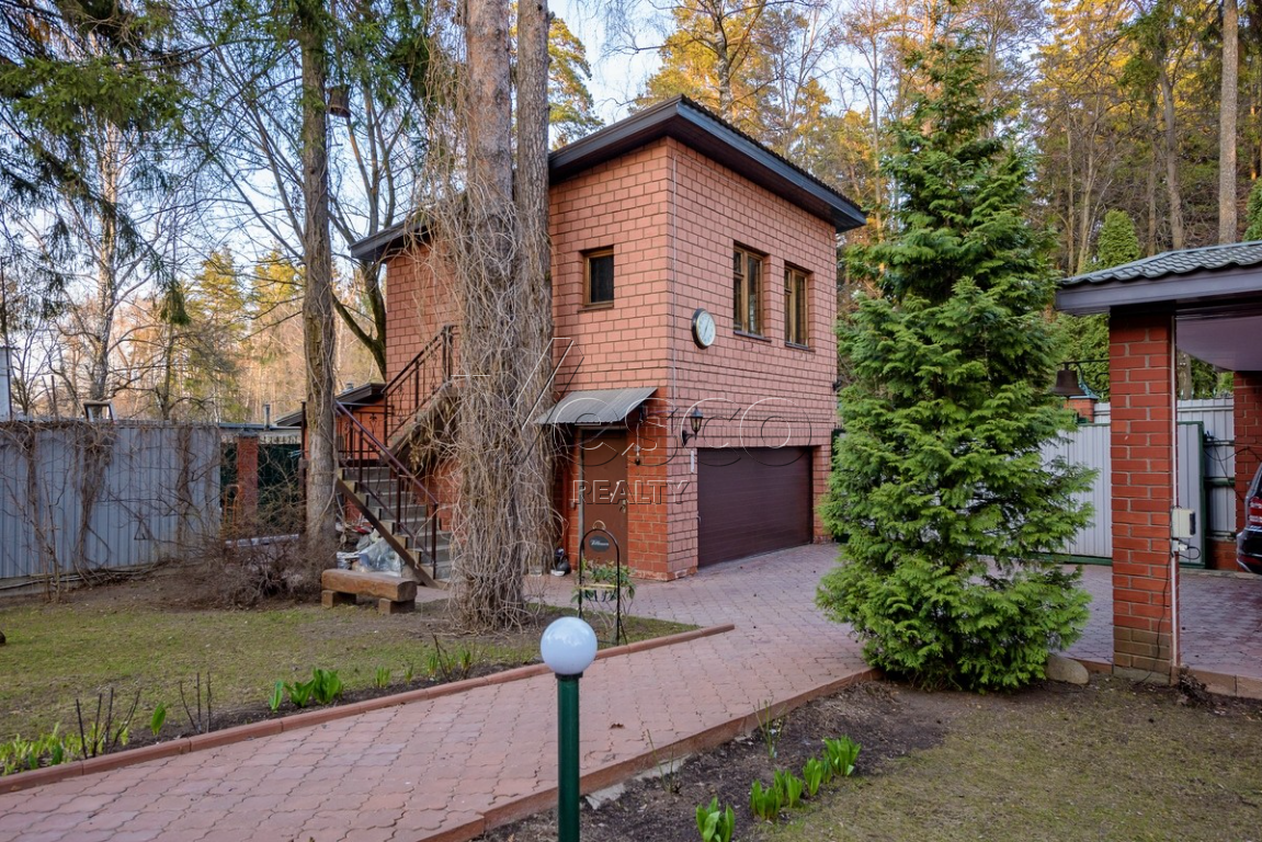 Кирпичный дом под ключ