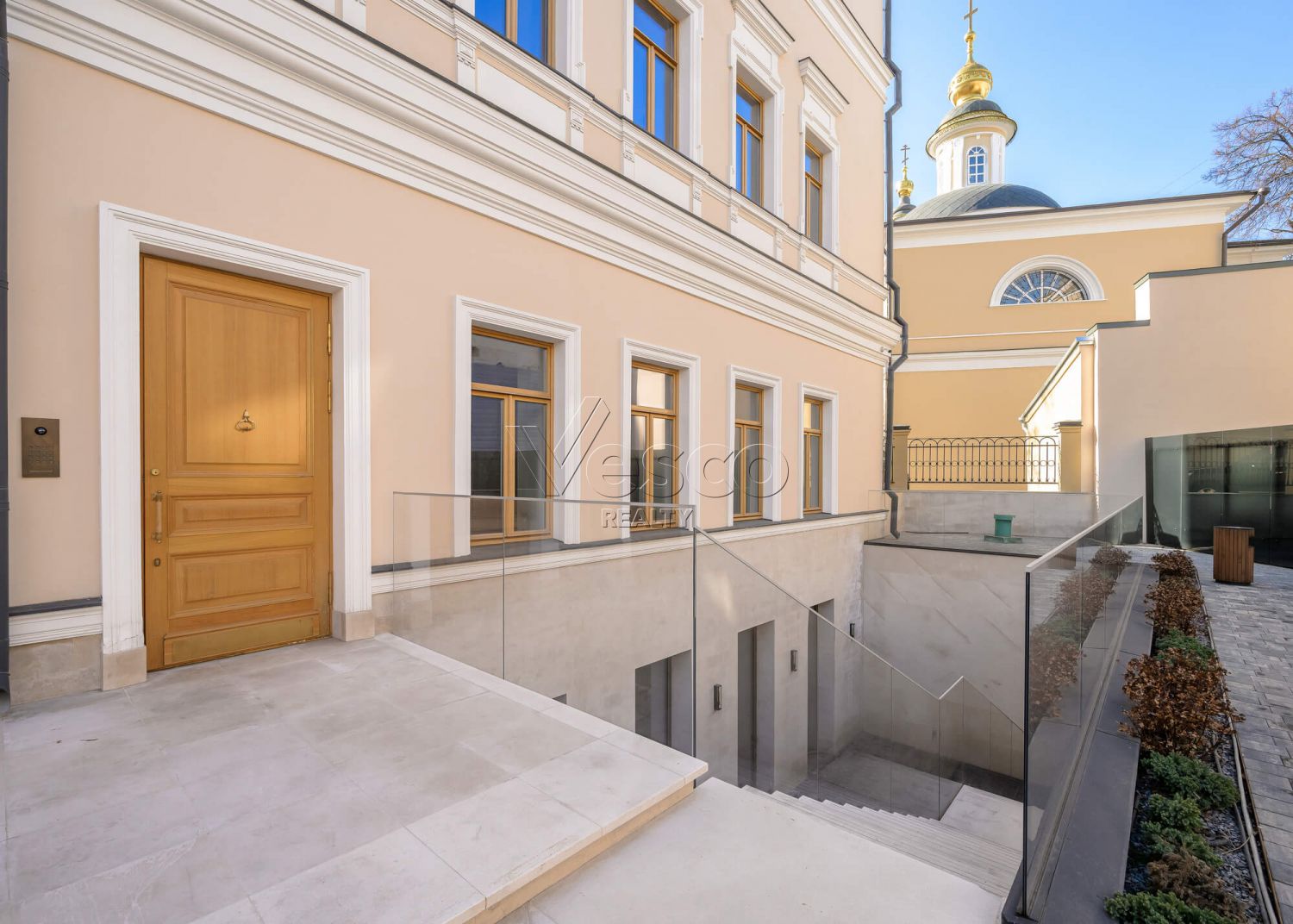Резиденция с собственным патио в центре Москвы