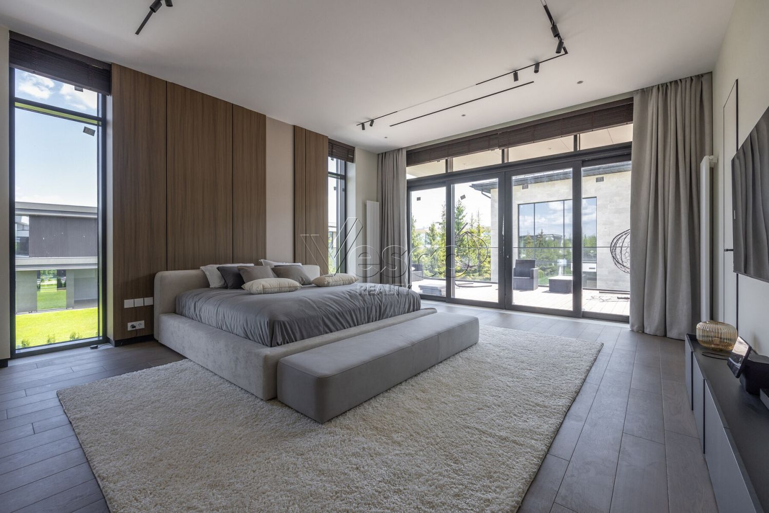 Дом в Agalarov Estate: хай‑тек и комфорт
