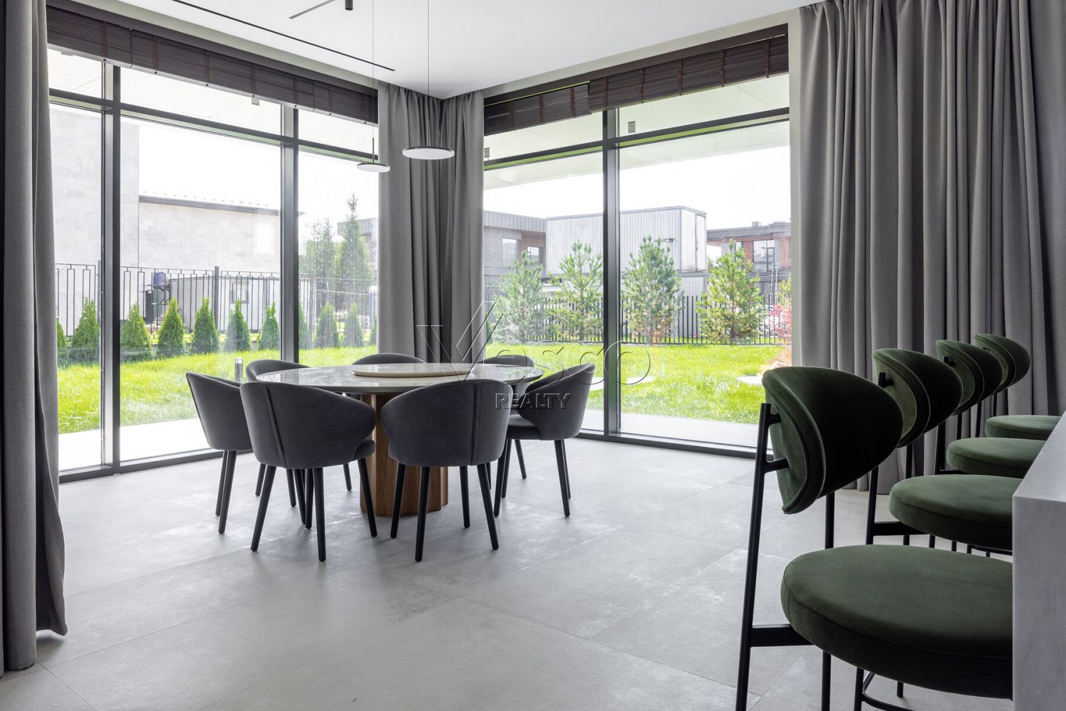 Дом в Agalarov Estate: хай‑тек и комфорт