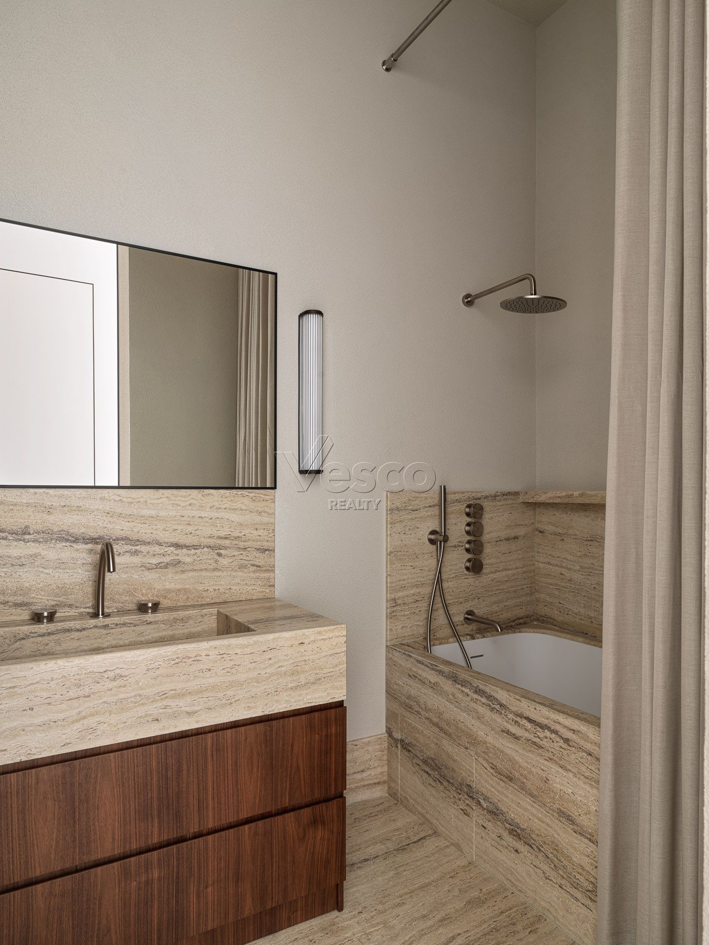 Пентхаус с террасой площадью 465.5 м²