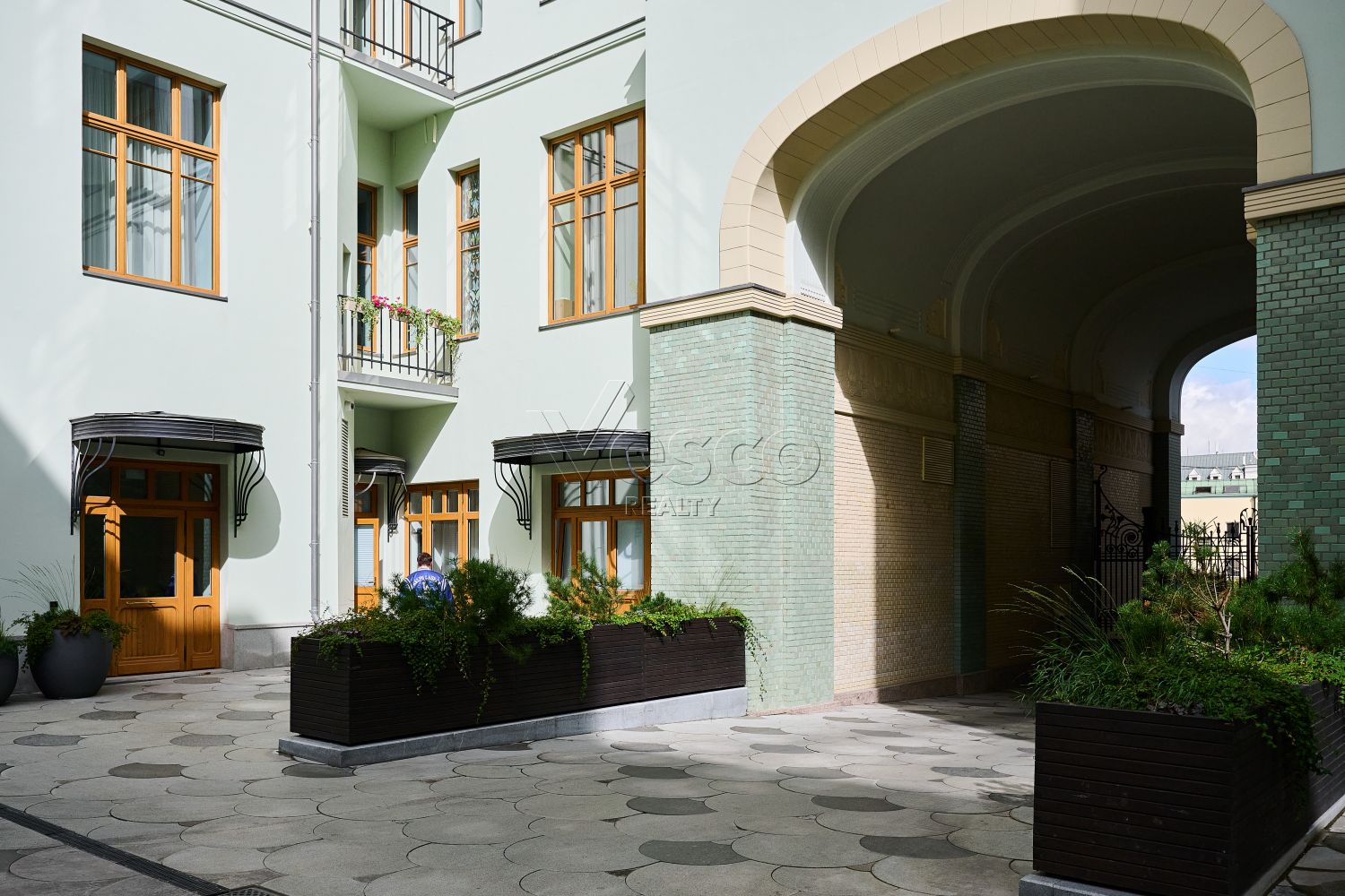 Апартаменты с дизайнерским ремонтов в клубном комплексе класса de luxe