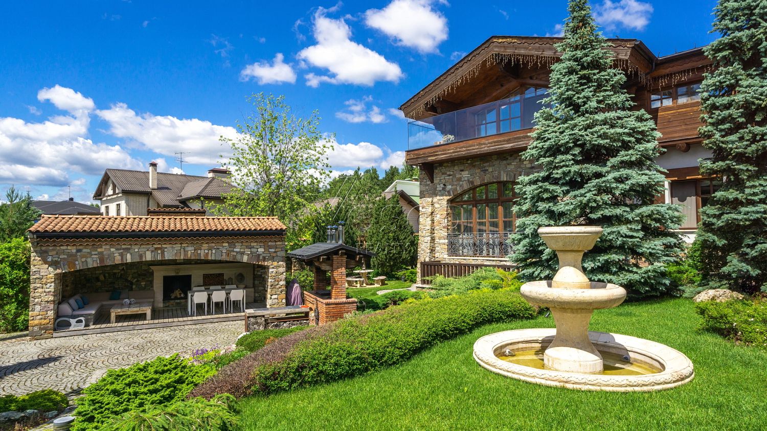 Загородный особняк в итальянском стиле