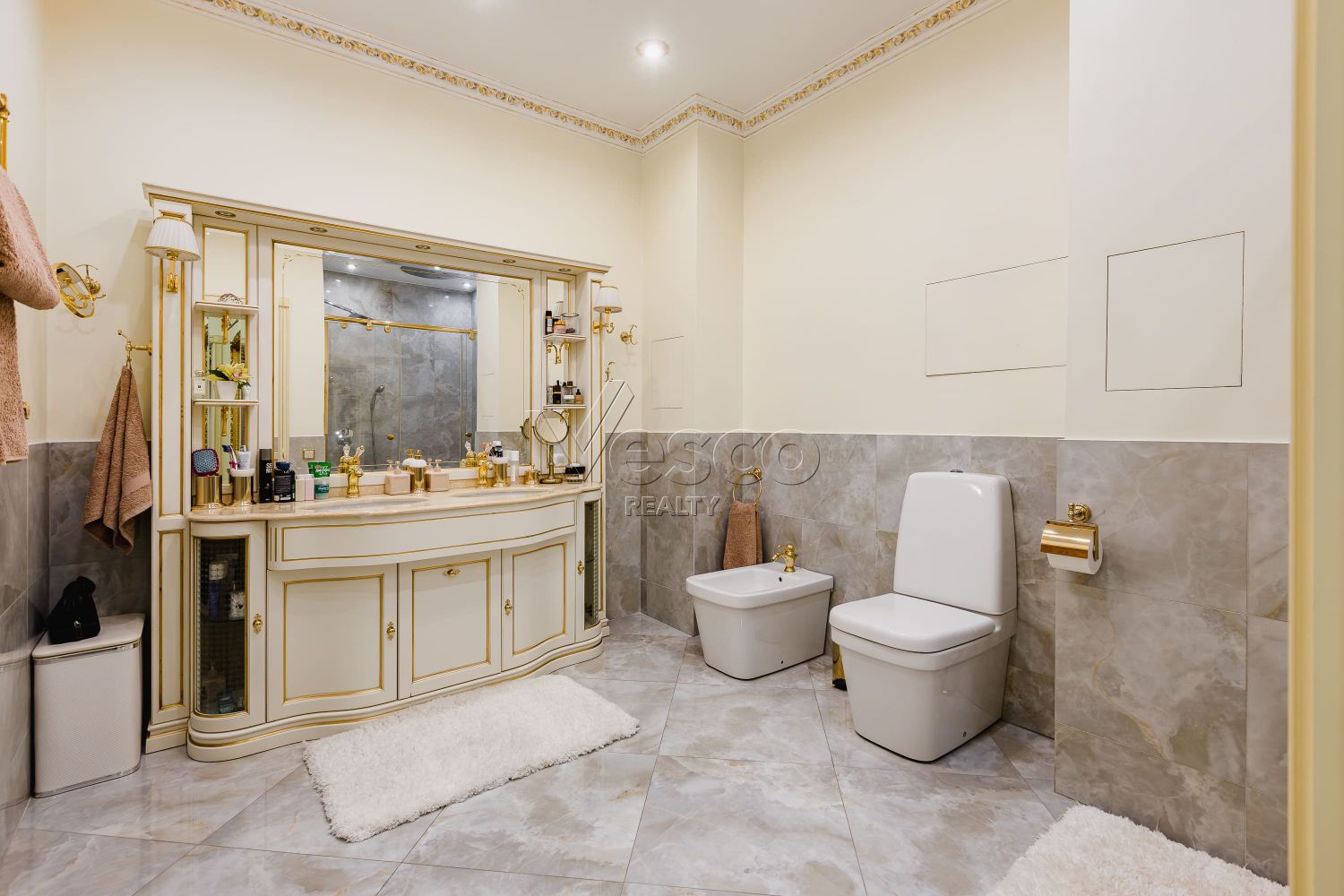 Квартира площадью 100 м²
