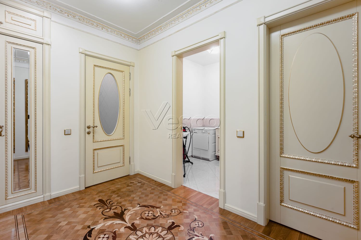 Квартира площадью 100 м²